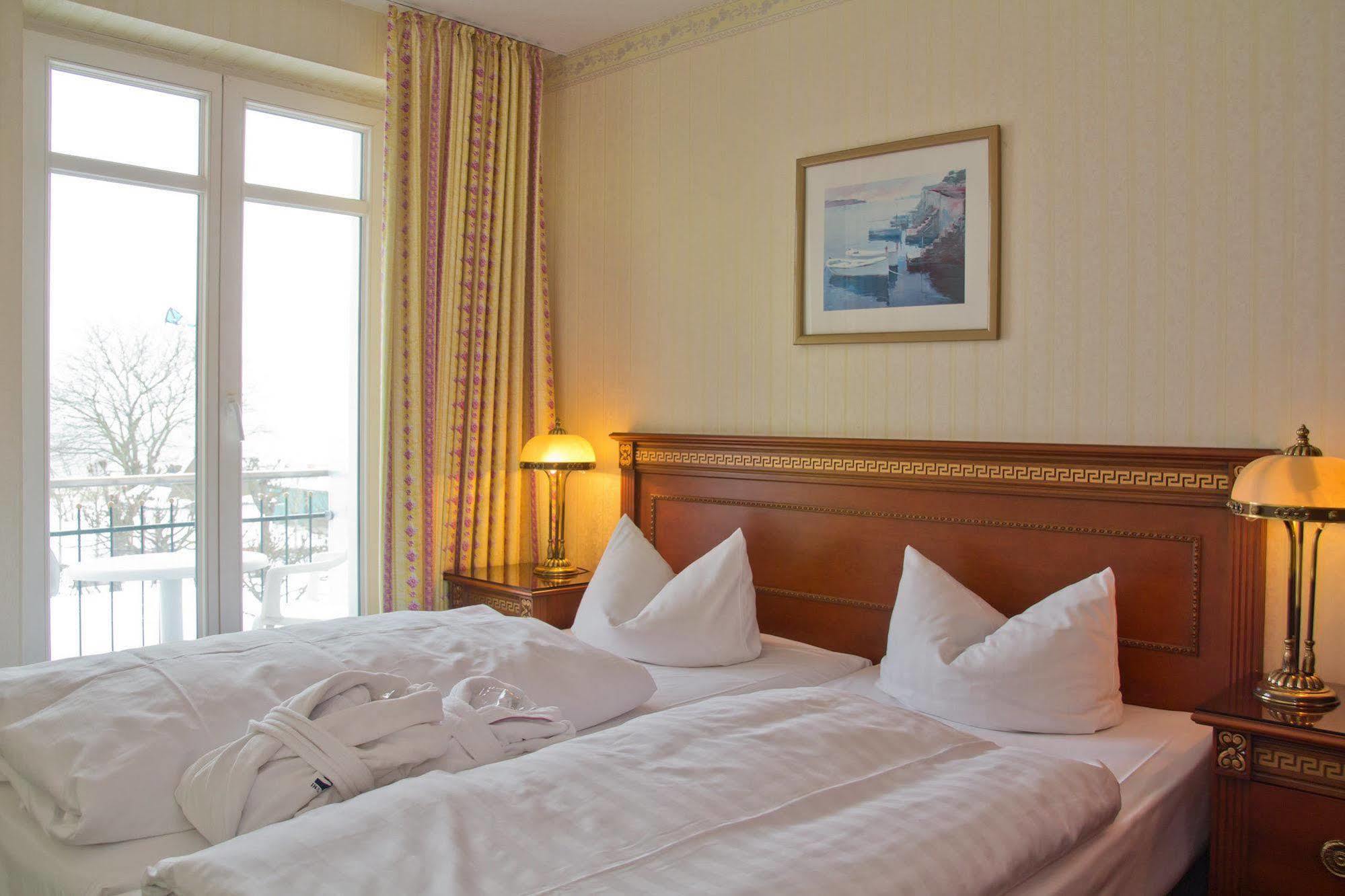 Seetelhotel Ostseehotel Ahlbeck Ahlbeck  Екстериор снимка